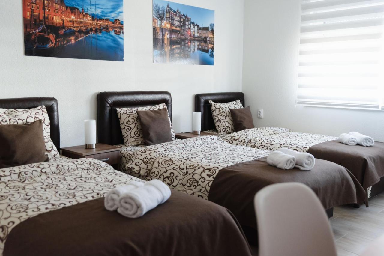 Apartmani Centar Lux New Becicherecul Mare Exterior foto