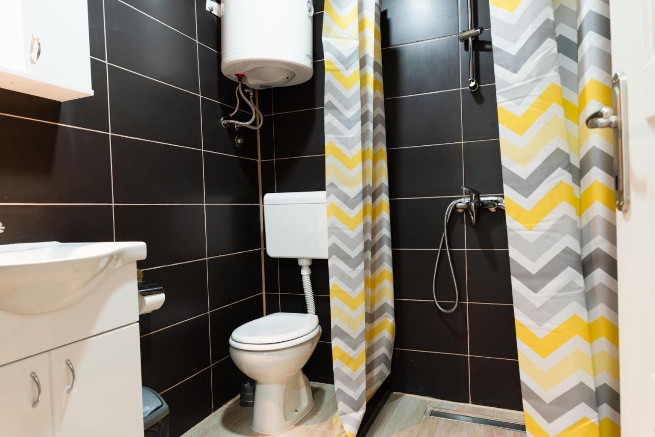 Apartmani Centar Lux New Becicherecul Mare Exterior foto